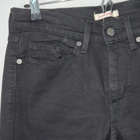 LEVI’s Classic Straight-Leg Jeans - Picture 6 of 12